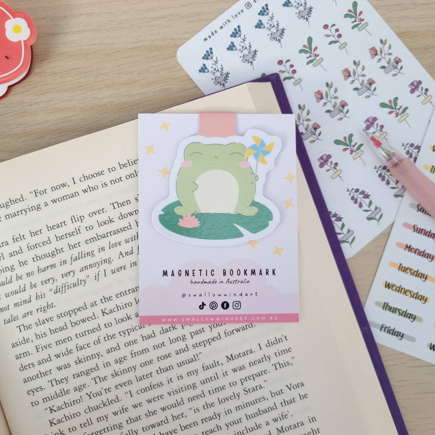 Magnetic Bookmark - Kawaii Happy Froggy