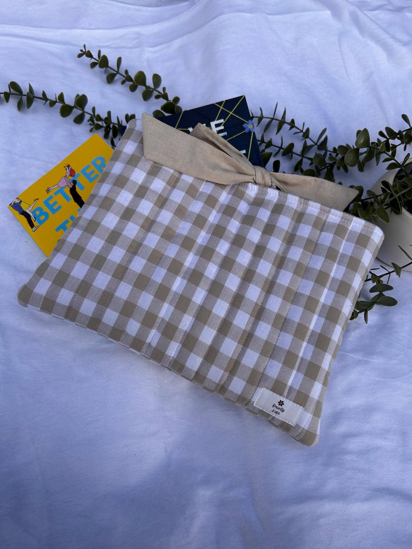 Quilted Gingham Book Sleeve with Brown Lining and Bow