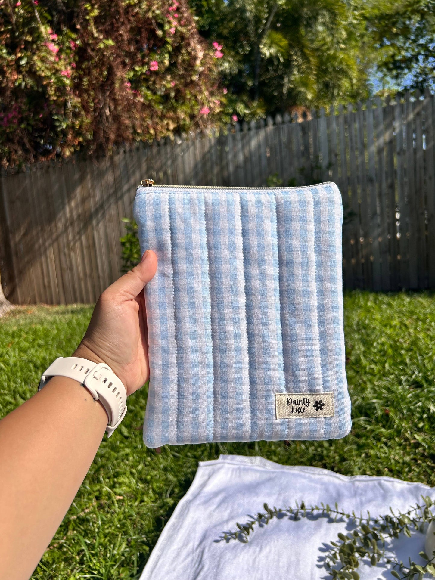 Light Blue Gingham Kindle Sleeve with zipper closure